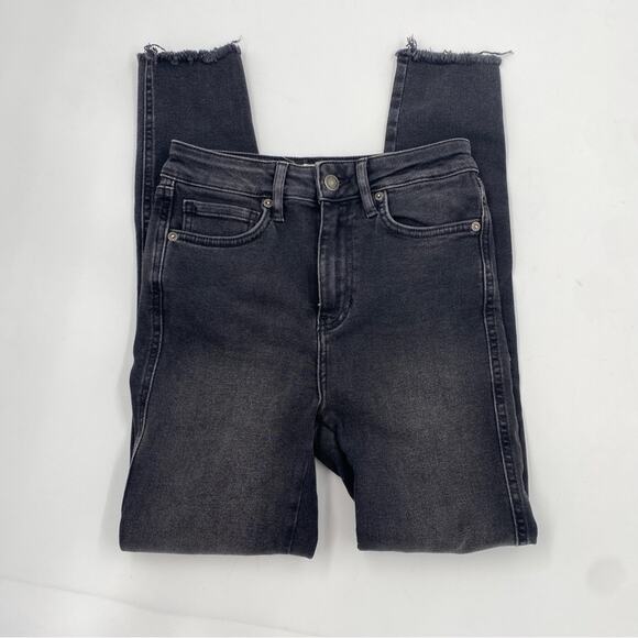 Free People Raw High-Rise Jegging black distressed raw hem‎ skinny leg - Picture 5 of 8